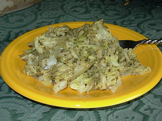 Cabbage Noodles with Fresh Vegan Pesto